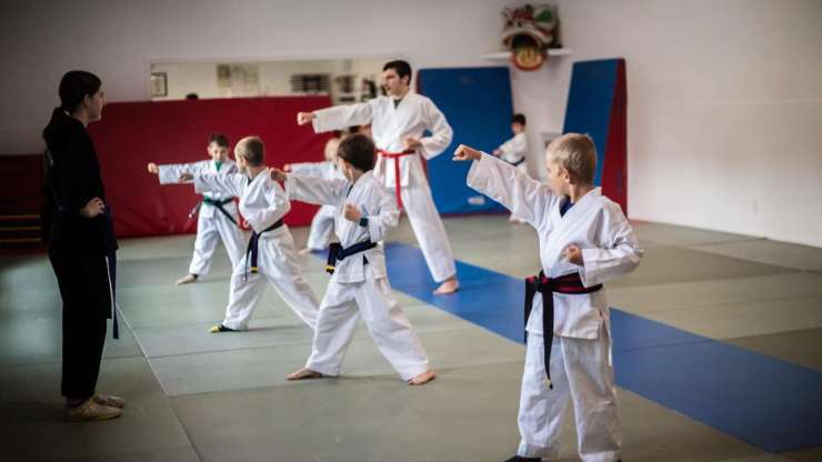 Les Bienfaits du Karaté pour Enfants : Un Atout pour le Développement de l&rsquo;Athlète à Long Terme