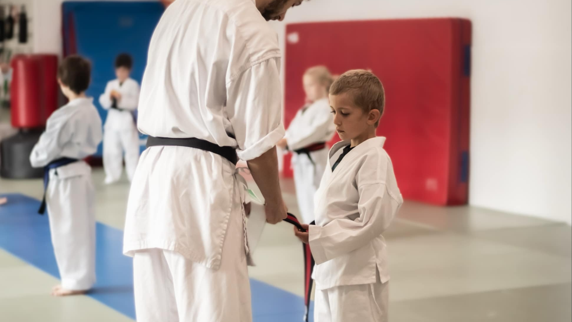Persévérance et constance : Les clés du succès en karaté pour les enfants